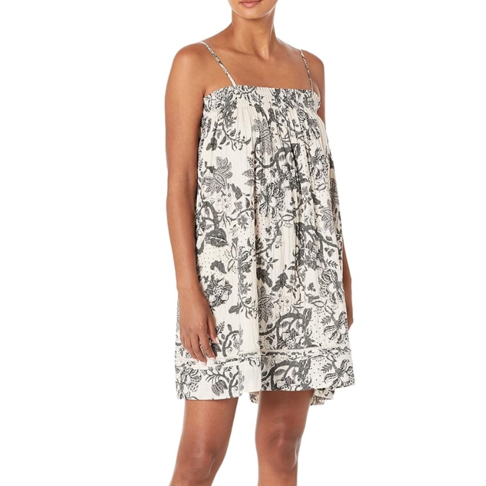 {lucky brand} women’s printed mini smocked floral dress